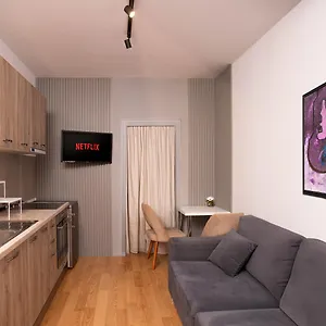 apt-suprem.hotels-in-tirana.com/